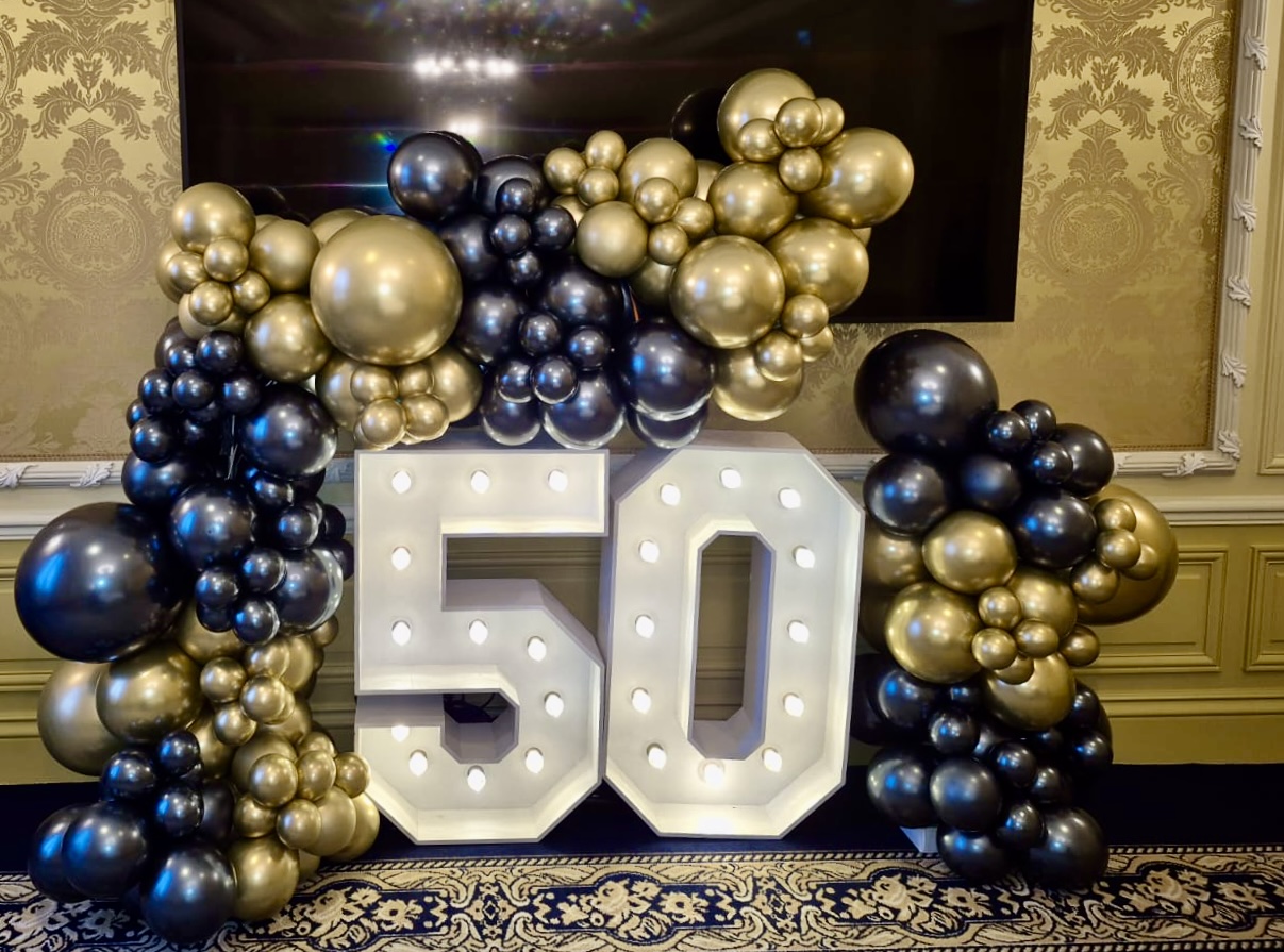 Dubbele led cijfers met luxe decoratie - Afbeelding 2