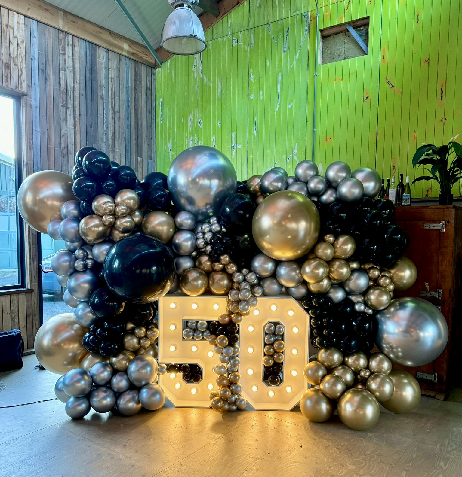 Dubbele led cijfers met luxe organic balloonwall